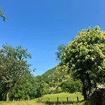 Gæstehus Nika & Camp *